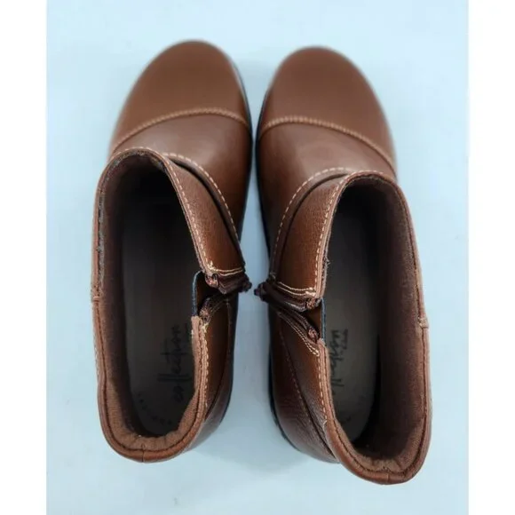 Clarks Women's Size 6.5 M Ashland Dark Tan Leather Pine Boots - Picture 8 of 13